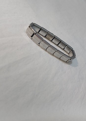 Cartier Gri Zincir Detaylı Yılan Desenli Bileklik
