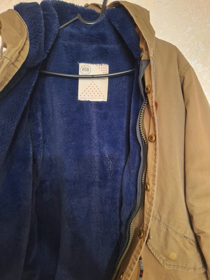 Düğmeli Kapüşonlu Kadın mont S-M beden için uygundur - Görsel 2