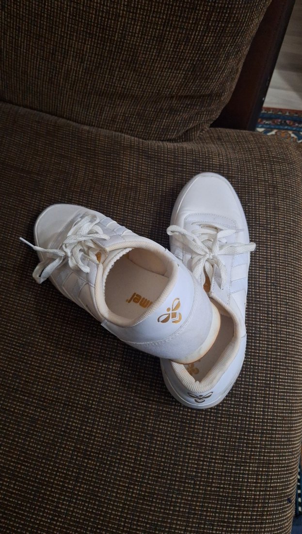 Beyaz Bağcıklı Spor Ayakkabı 44 - 45 uygundur - Görsel 3