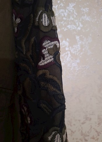 Kürk Detaylı Kamuflaj Desenli Kadın Kışlık Mont - Görsel 4