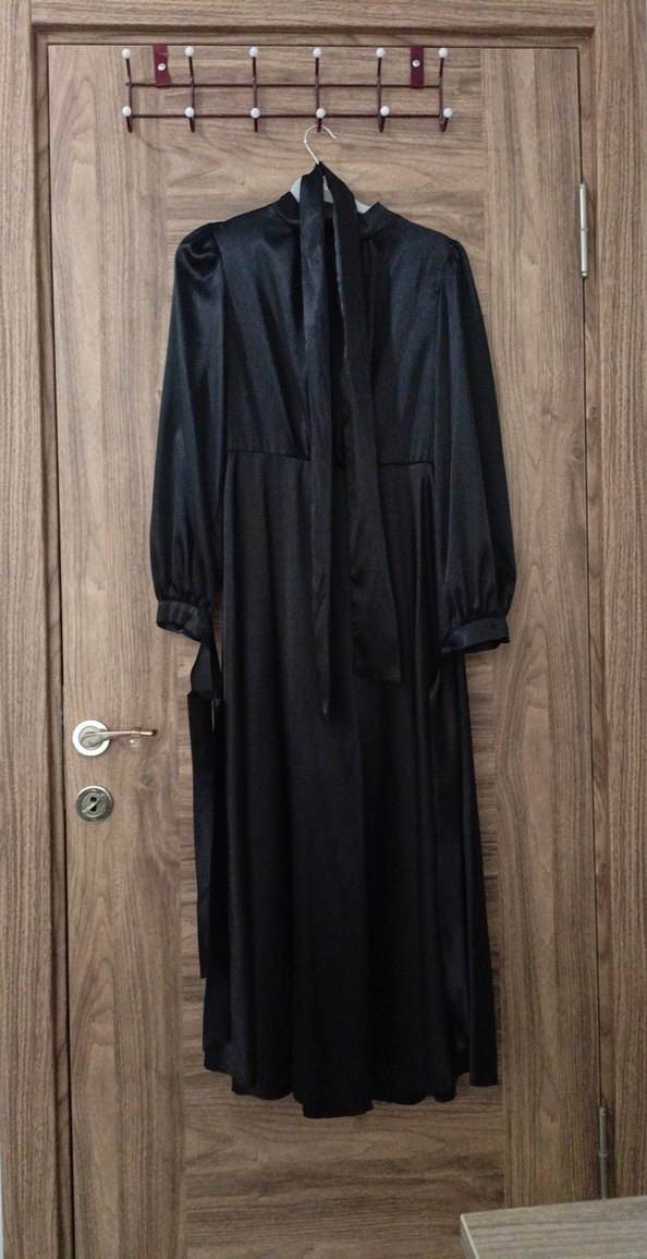 Siyah Drapeli Uzun Kadın tesettür abiye elbise - Görsel 2