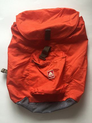 Diğer JANSPORT MARKALI TURUNCU SIRT ÇANTASI