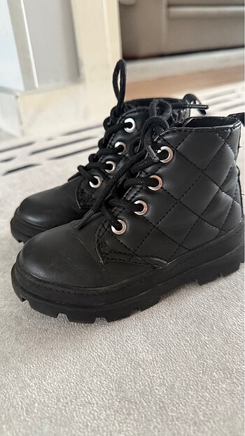 H&M Kız çocuk bot