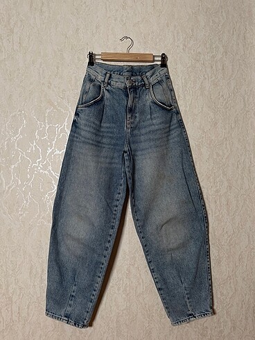 Skater Jean