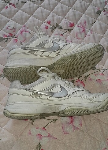 37 Beden nike 37 numara