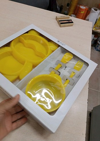  Beden sarı Renk Renkli Sarı Çocuk Tabak Çatal Bıçak Seti
