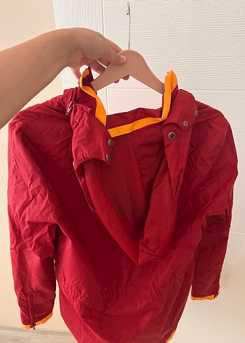 GS Store Kadın Kırmızı Düğmeli Midi Yağmurluk