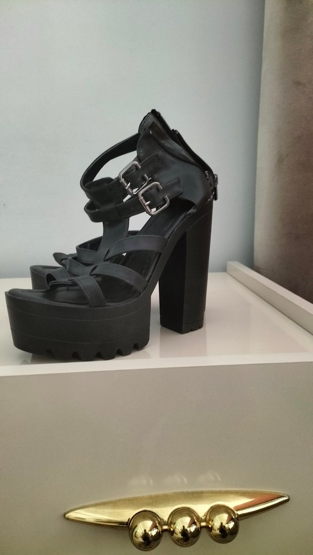 Kadın Siyah Gotik Platform Topuklu Ayakkabı - Görsel 2