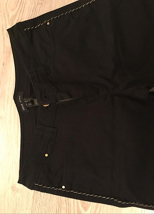 Mango 38 beden siyah yanları seritli kot pantolon 