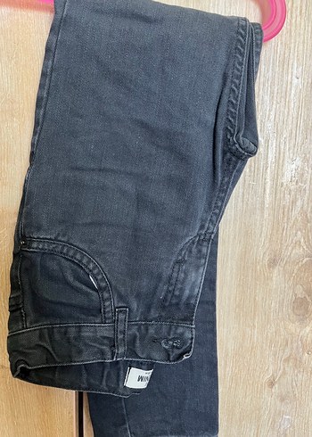 Gri siyah erkek çocuk kot pantolon
