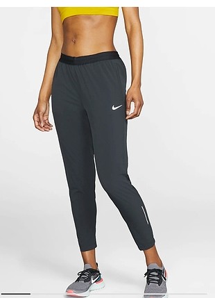 nike bayan eşofman alti