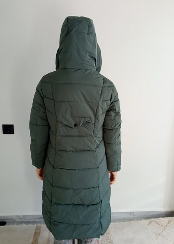Uzun Yeşil Kadın Kışlık Mont Fermuarlı - Görsel 2