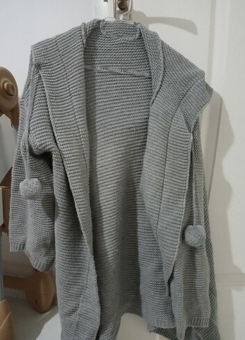 Kapüşonlu ponponlu hırka - Görsel 6