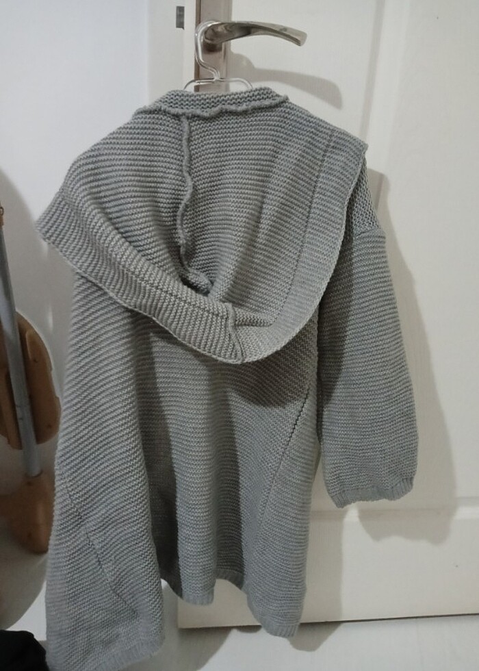 Kapüşonlu ponponlu hırka - Görsel 5