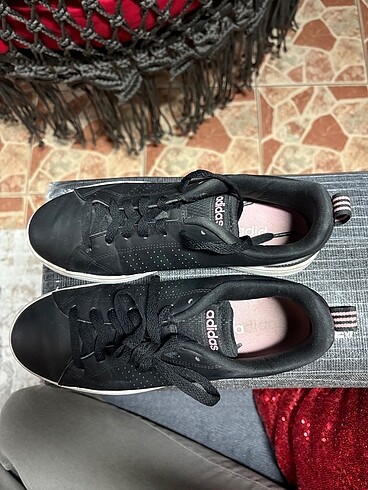 39,5 Beden Adidas Advantage Base W