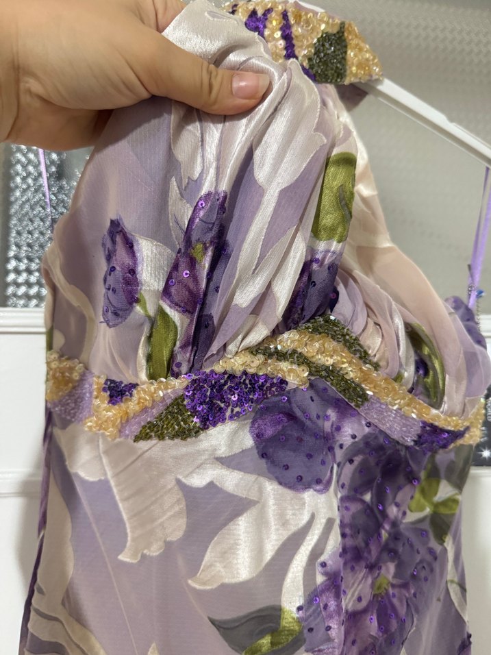 Mor Desenli Uzun Drapeli Kadın Elbise - Görsel 3