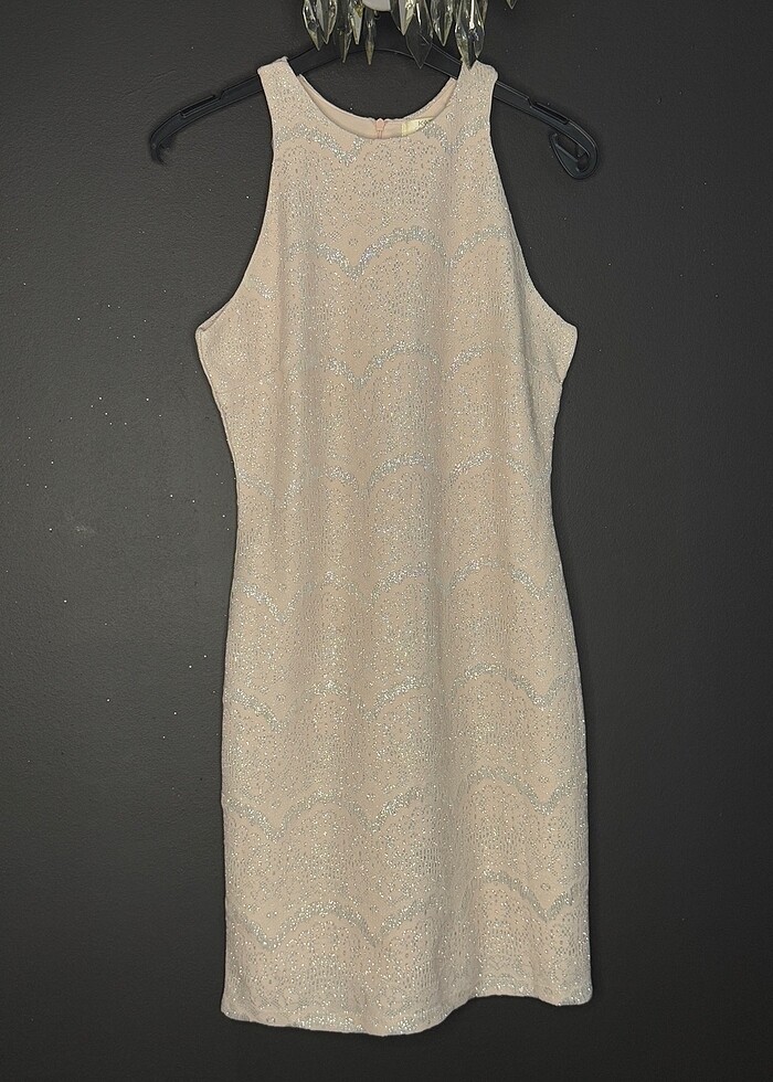 Kısa elbise - Görsel 2