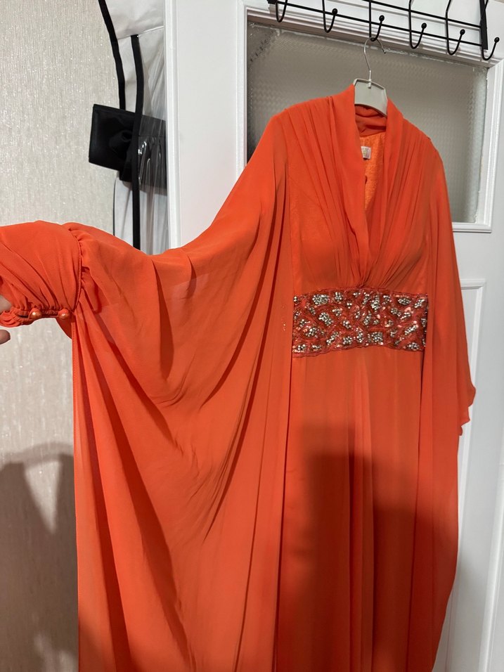 Drapeli Turuncu Uzun Abiye Elbise - Görsel 2