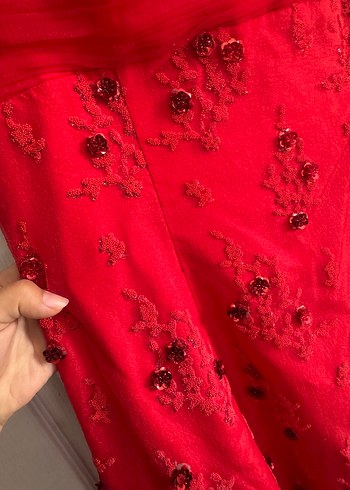 İşlemeli Kırmızı Uzun Straplez Abiye Elbise - Görsel 3