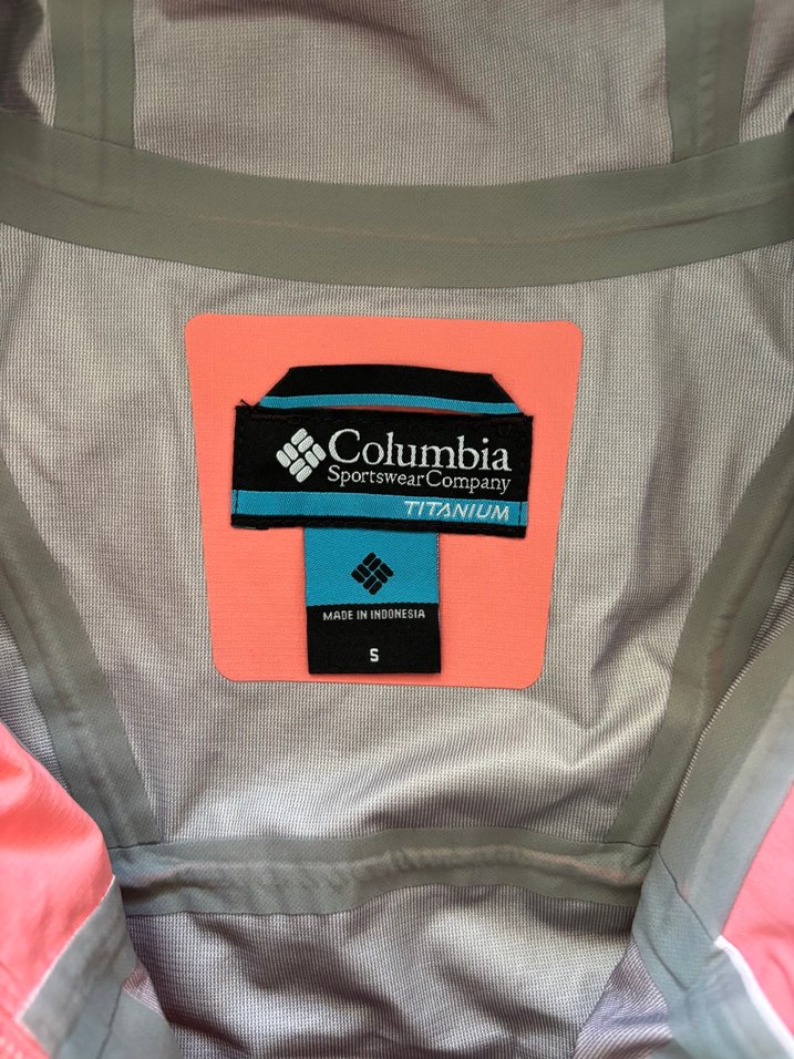 Columbia Kapüşonlu Yağmurluk — görsel 2/7