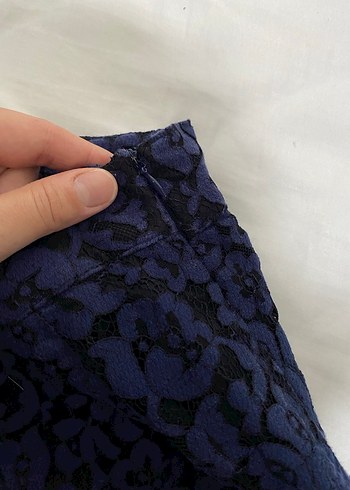 Lacivert Dantel Detaylı Mini Şort - Görsel 3