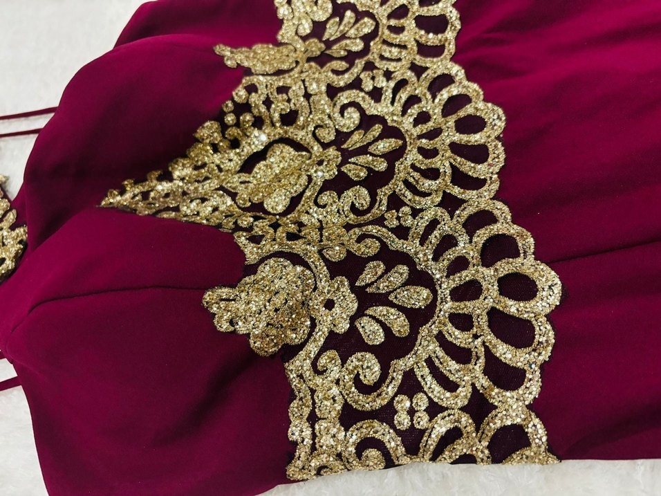 Bordo İşlemeli Kolsuz Uzun Abiye Elbise - Görsel 5