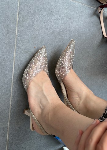 39 Beden Boncuk İşlemeli Bej Stiletto Kadın Abiye Ayakkabı