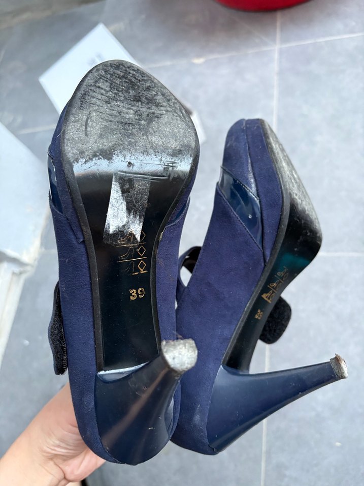 Mavi Parlak Tokalı Stiletto Kadın Ayakkabı - Görsel 3