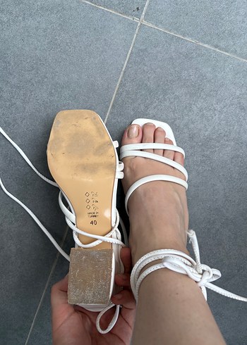 Beyaz Bağcıklı topuklu Sandalet - Görsel 2