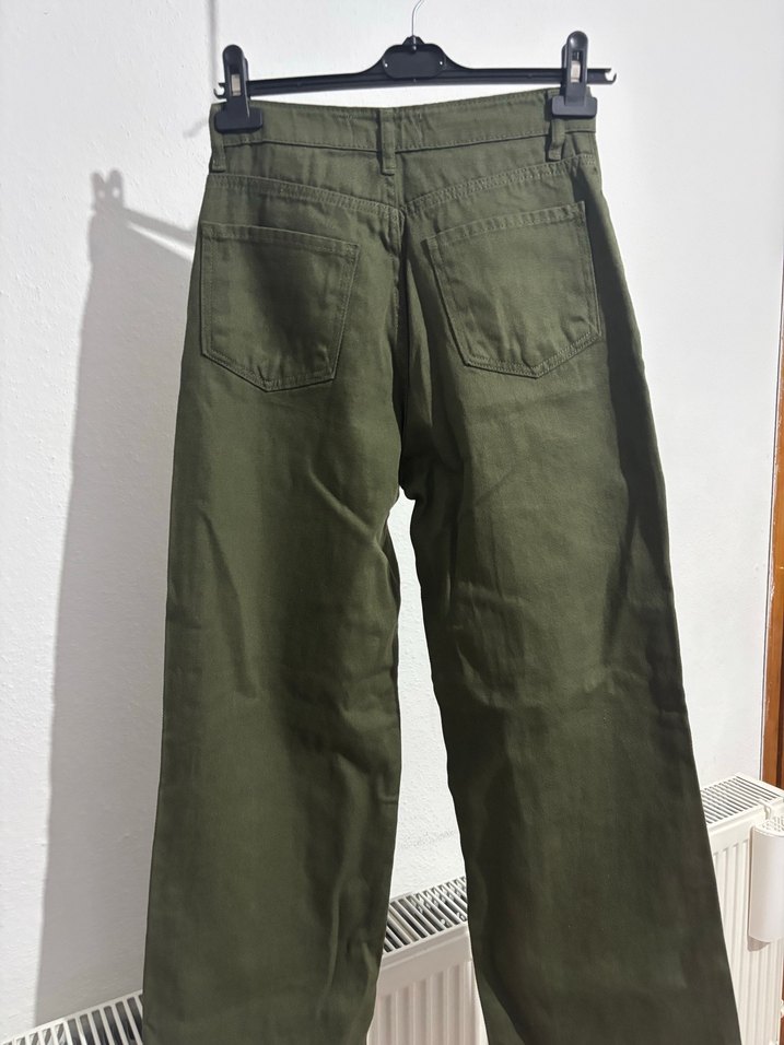 Yeşil Baskılı Bol Kesim Kadın Pantolon - Görsel 2