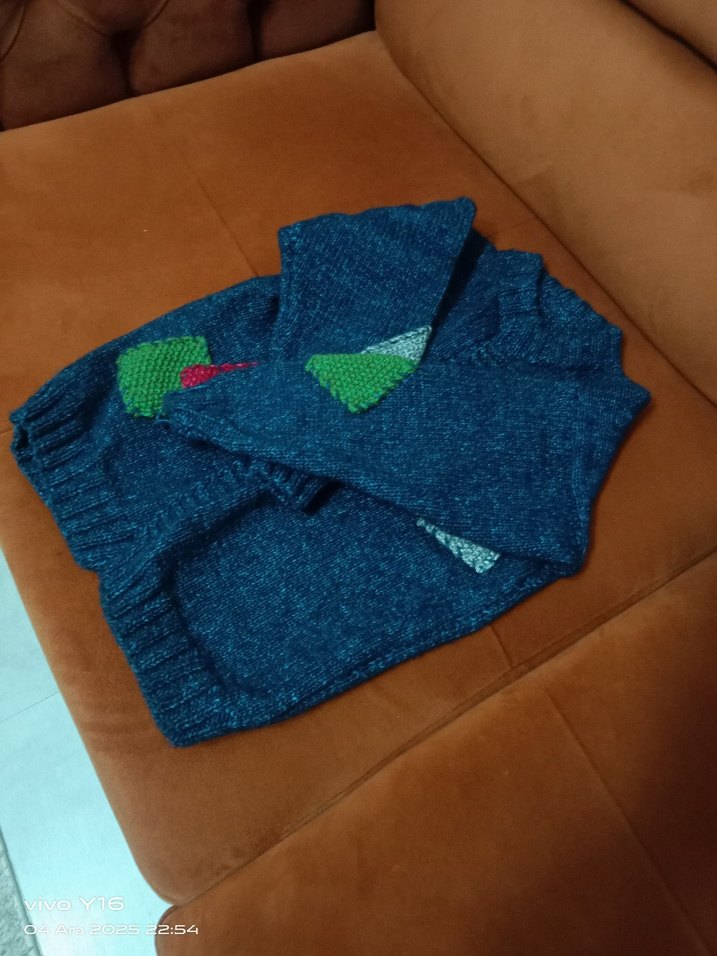 Erkek Çocuk Örgü Uzun Kollu Hırka el örgüsü - Görsel 3