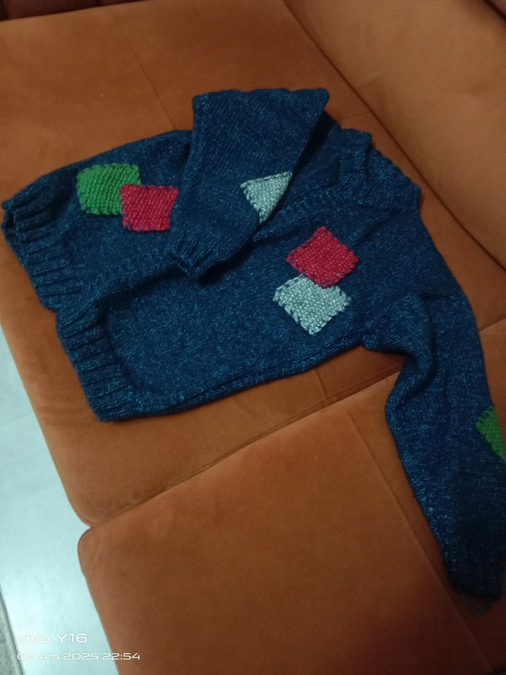 Erkek Çocuk Örgü Uzun Kollu Hırka el örgüsü - Görsel 2