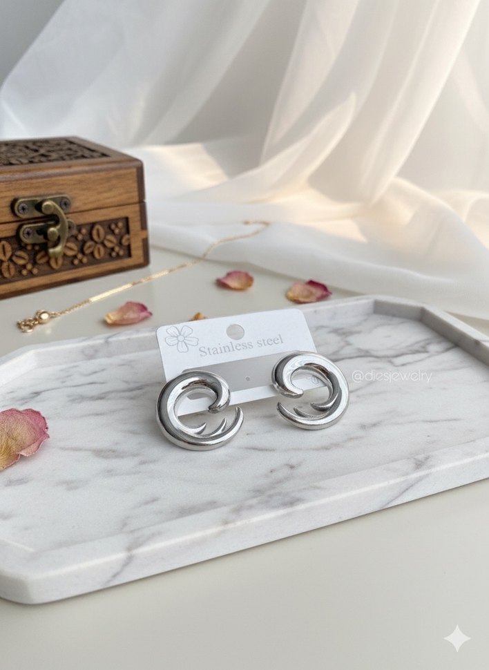 Luna Wave Model Çelik Küpe - Görsel 2