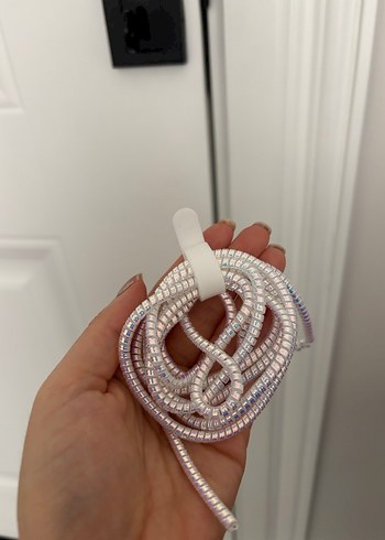 Işıltılı Beyaz Telefon Şarj Cihazı Koruyucu - Görsel 4