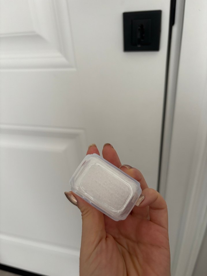 Işıltılı Beyaz Telefon Şarj Cihazı Koruyucu - Görsel 3