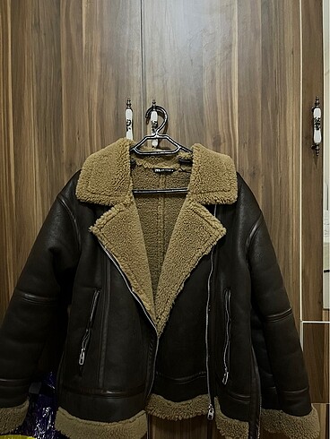 zara mont
