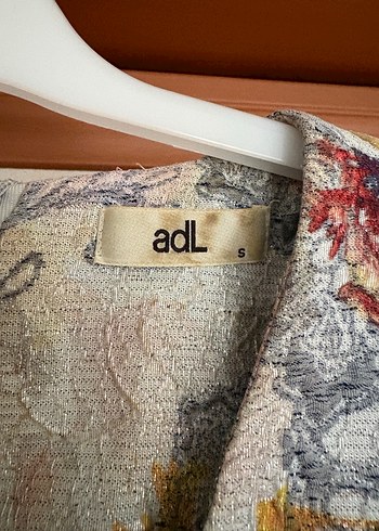 Adil Işık Çiçek desenli Midi Elbise