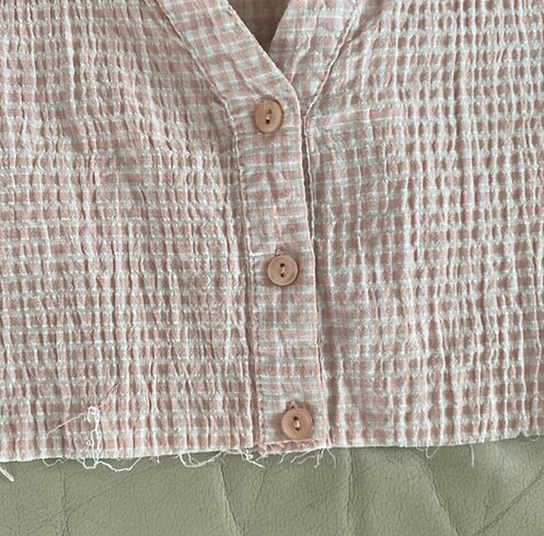 Trendyol & Milla Pembe pötikare lolita crop gömlek