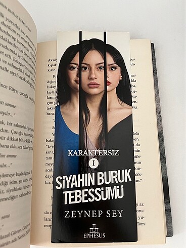  Beden Zeynep Sey - Siyahın Buruk Tebessümü