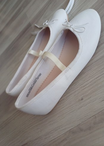 Kız Çocuk Beyaz Fiyonklu Babet Ayakkabı - Görsel 15