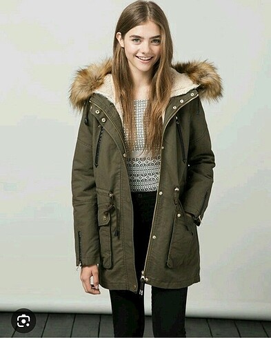 Pull&bear haki mont