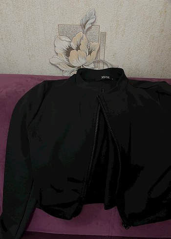 Lc Wakiki Siyah Yüksek Yakalı Uzun Kollu Atletik Üst - Görsel 3