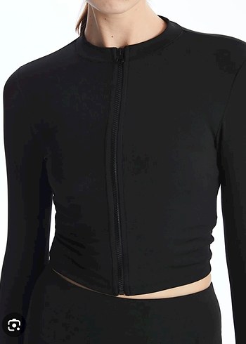 Lc Wakiki Siyah Yüksek Yakalı Uzun Kollu Atletik Üst - Görsel 2