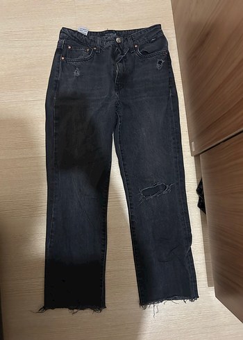 Tokalı Siyah Midi Kadın Jean