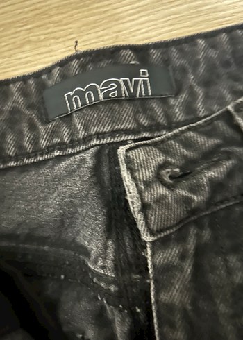 36 Beden Tokalı Siyah Midi Kadın Jean
