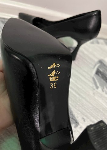 Diğer Kadın Siyah Stiletto Klasik Ofis Ayakkabısı