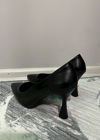 36 Beden Kadın Siyah Stiletto Klasik Ofis Ayakkabısı