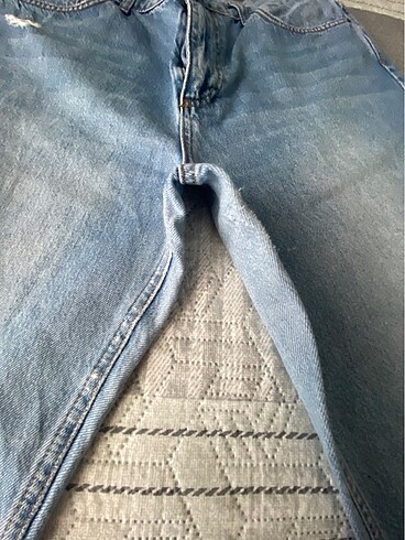 42 Beden mavi Renk 42 beden jean