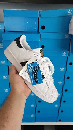 Adidas Süperstar 
