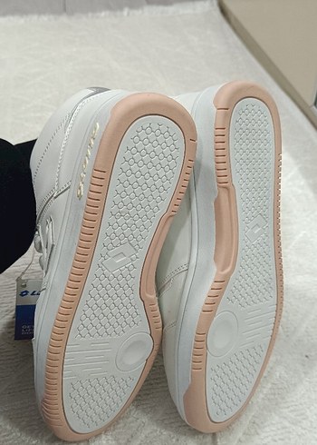 Lotto Beyaz Kadın Spor Ayakkabı - Görsel 4